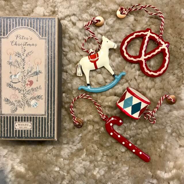 Anhaenger set von Maileg Pferd Brezel Trommel Zuckerstange