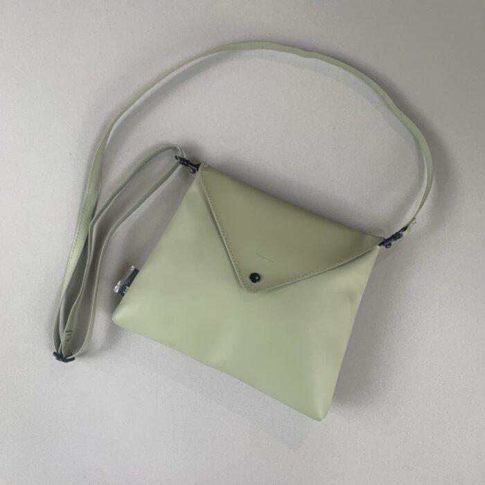 Enveloppe Bag Aloe Green von Tine + Mia