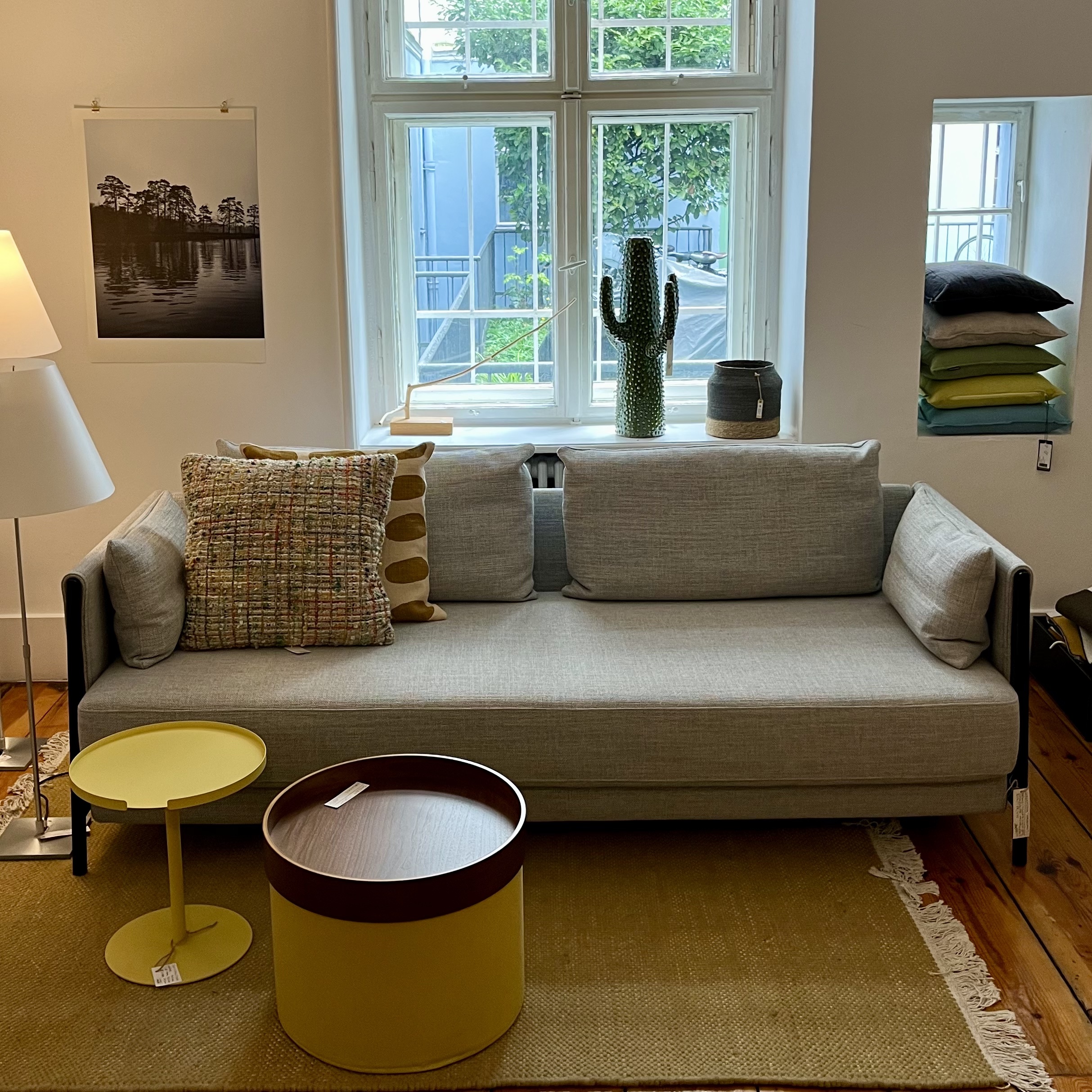 Schlafsofa Madison von Softline komplett Vorderansicht
