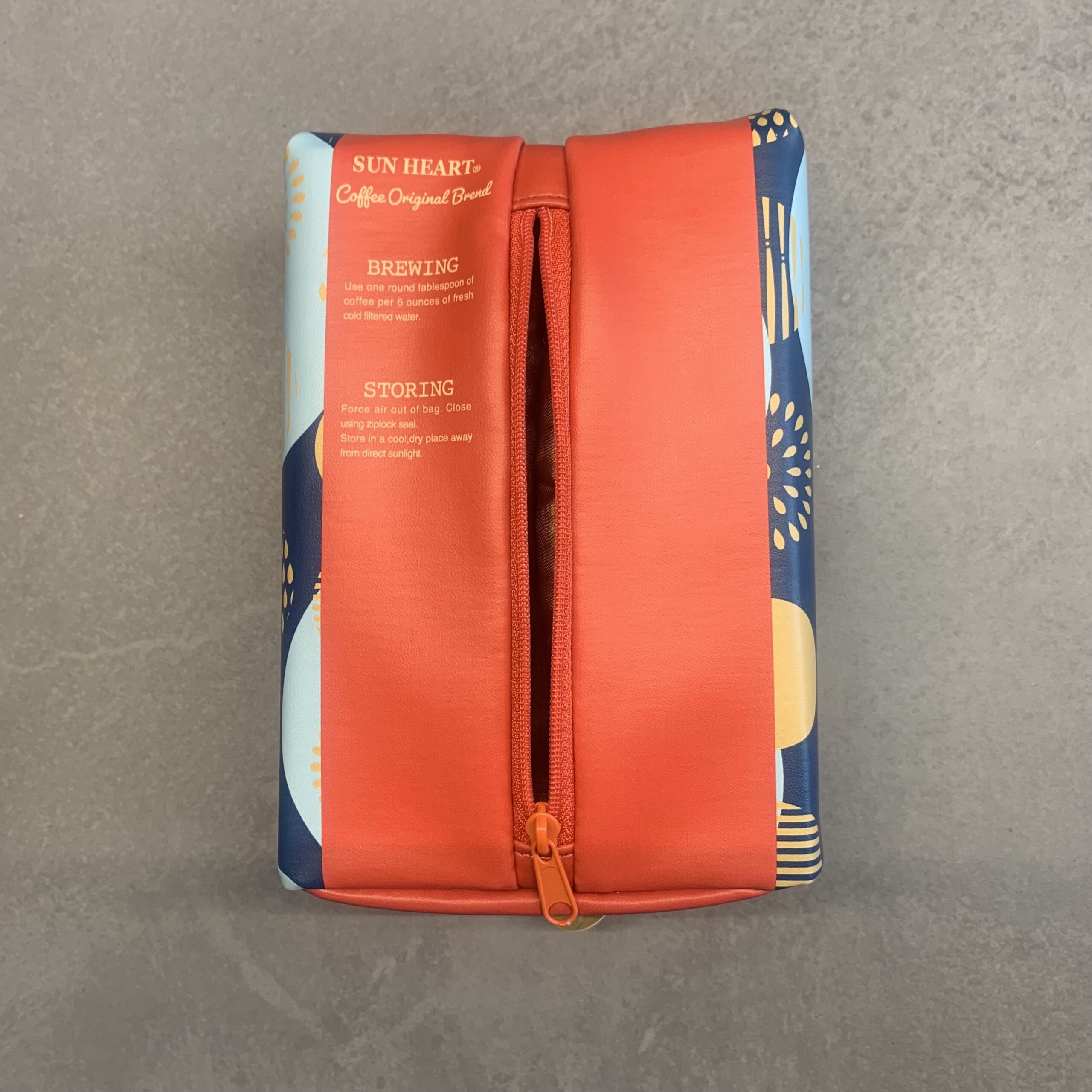 Marushin Pouch Yup! in Form eines Kaffeebeutels "Coffee Original Brend"